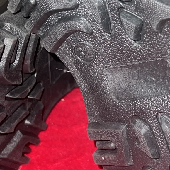 Amoji Boys Snow Boots Kid Warm Winter Boots Cold Weather Shoes.  Size 32/ Size 1 - Picture 6 of 7